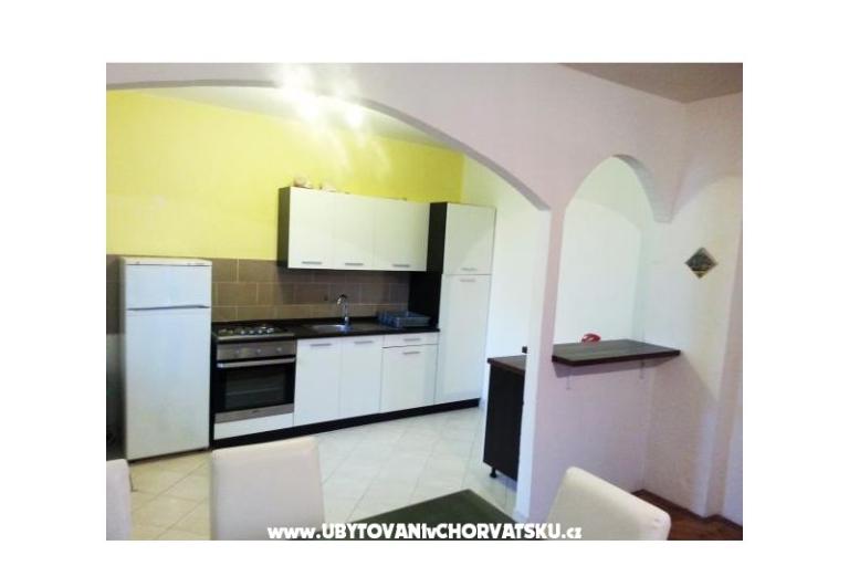 Appartamenti Helena – foto 11