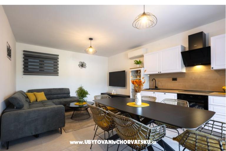 Casa s pogledom na more Antivo – foto 12