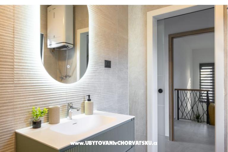 Casa s pogledom na more Antivo – foto 20
