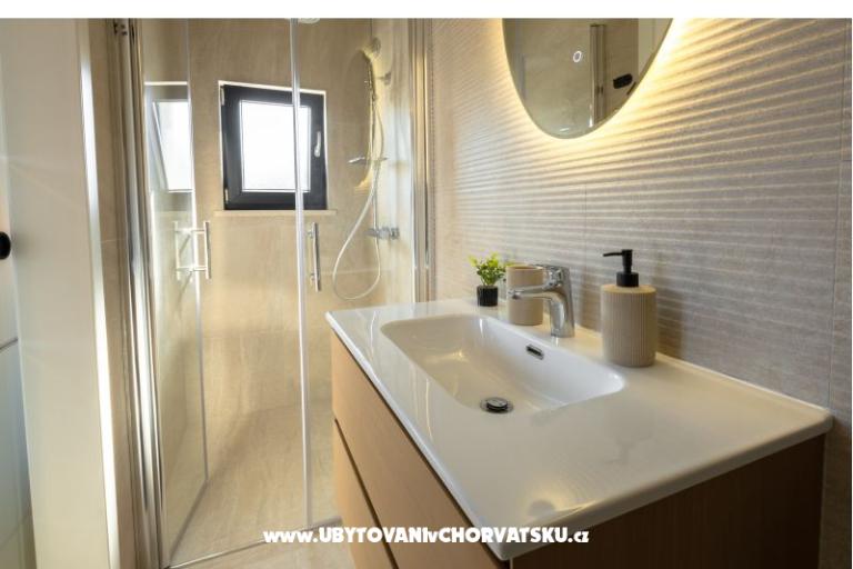Casa s pogledom na more Antivo – foto 26