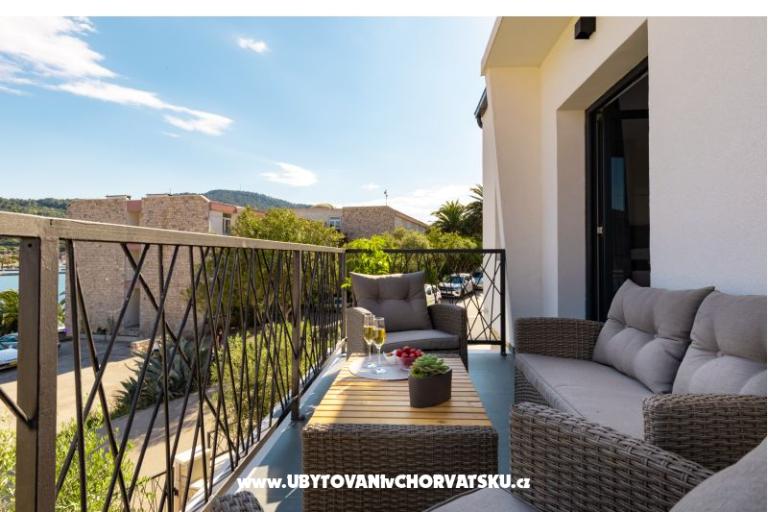 Casa s pogledom na more Antivo – foto 36