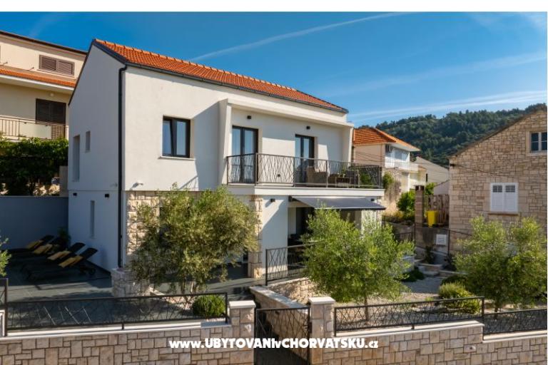 Casa s pogledom na more Antivo – foto 4