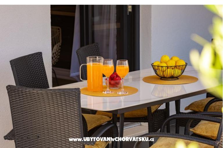 Casa s pogledom na more Antivo – foto 42
