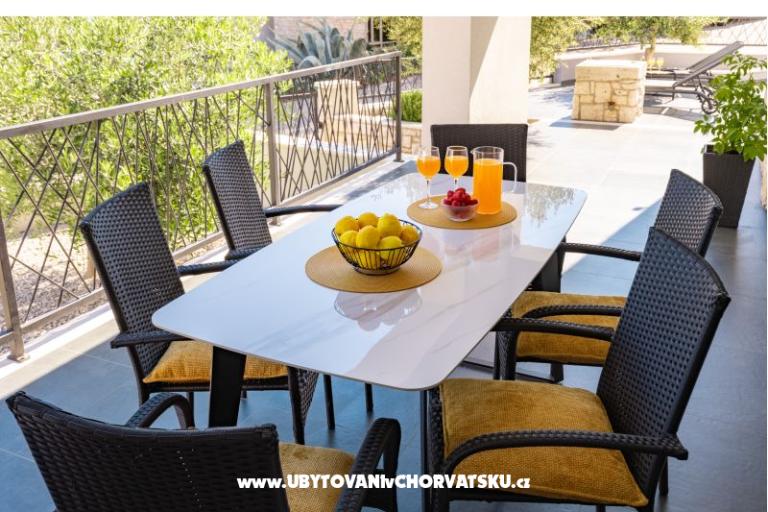 Casa s pogledom na more Antivo – foto 45