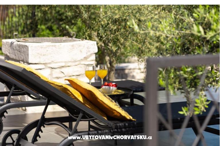 Casa s pogledom na more Antivo – foto 47