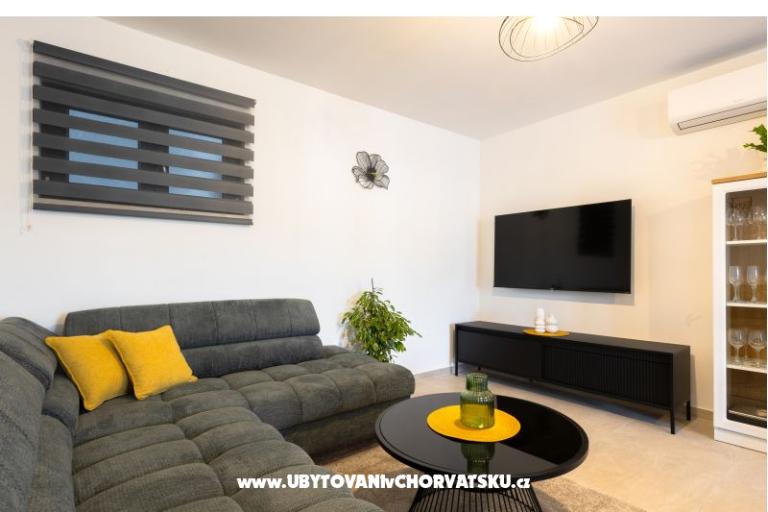 Casa s pogledom na more Antivo – foto 9