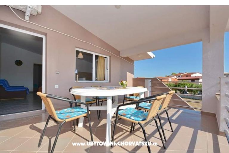 Appartamenti Maja – foto 8