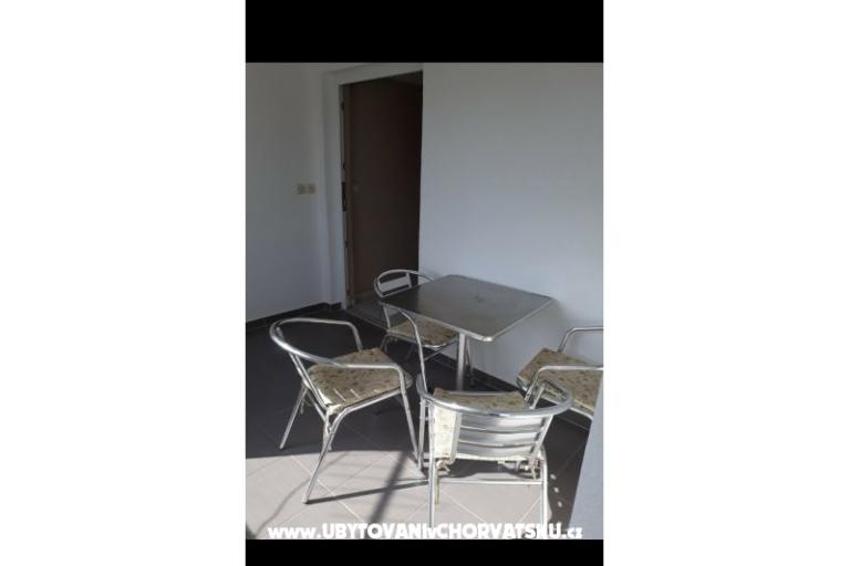 Appartamenti Lora – foto 6