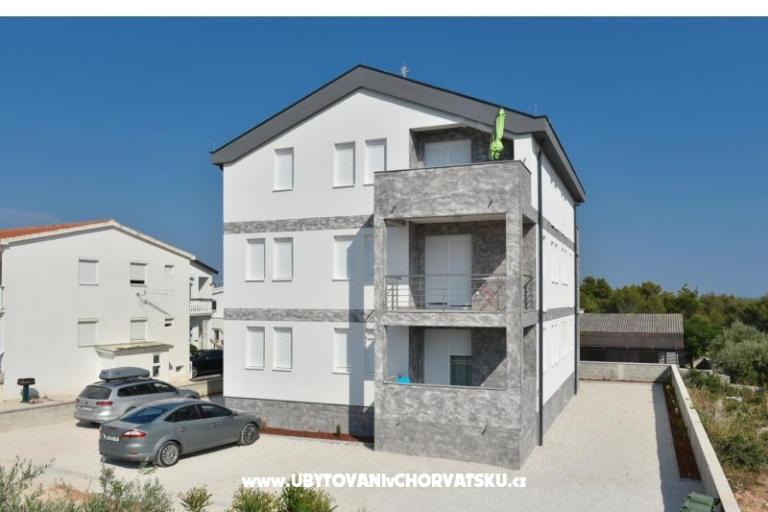 Crowonder Luxury Vir – foto 8