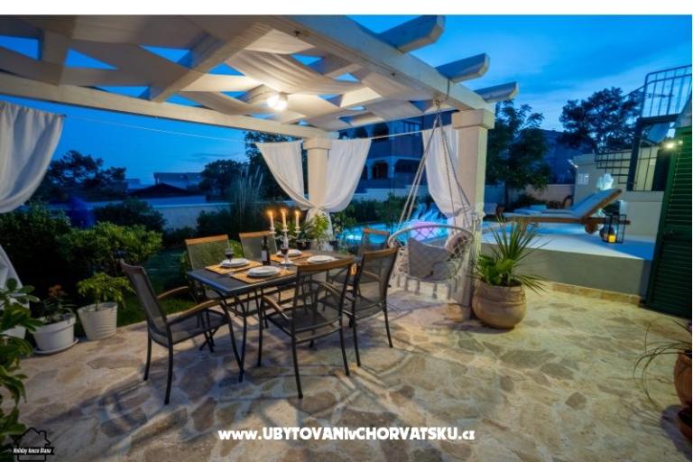 Case vacanza  Diana +pool+jacuzzi – foto 14