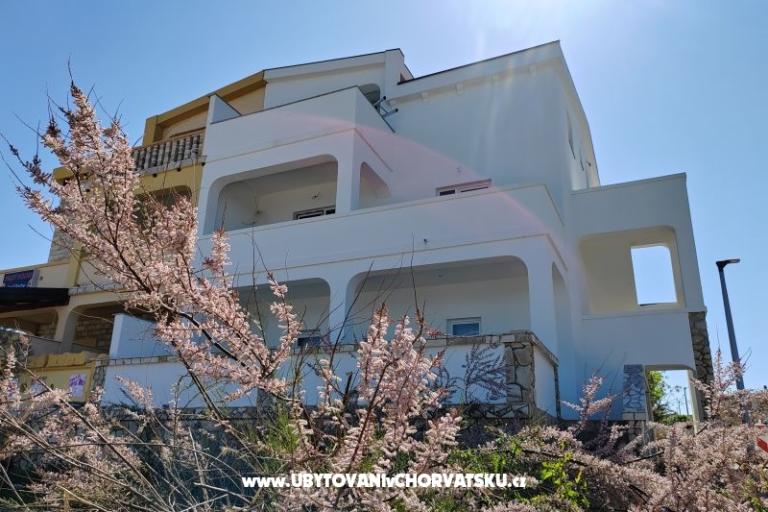 Sea View Appartamenti Vir – foto 18