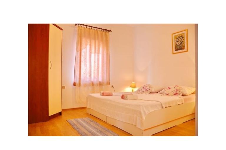 Sea View Appartamenti Vir – foto 6