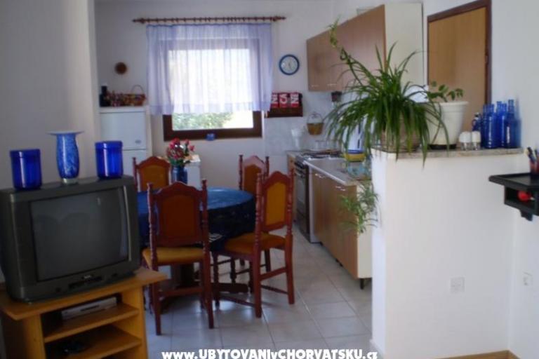 Appartamenti Issa – foto 7