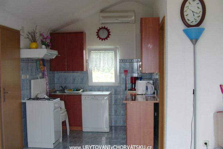 Appartamenti Issa – foto 8