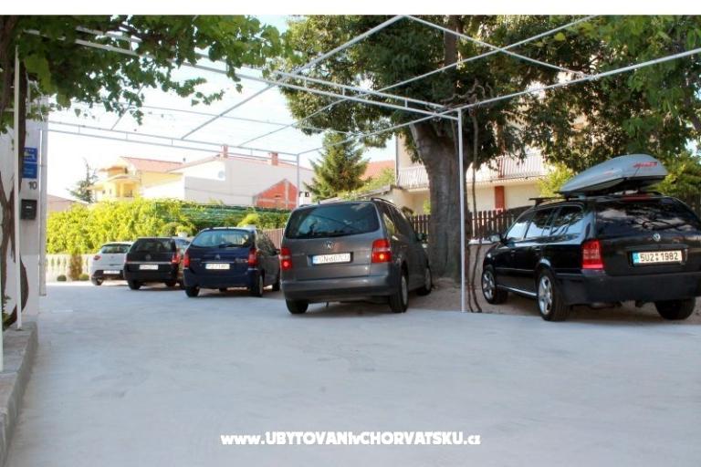 Appartamenti Juricev 100m to the beach – foto 2