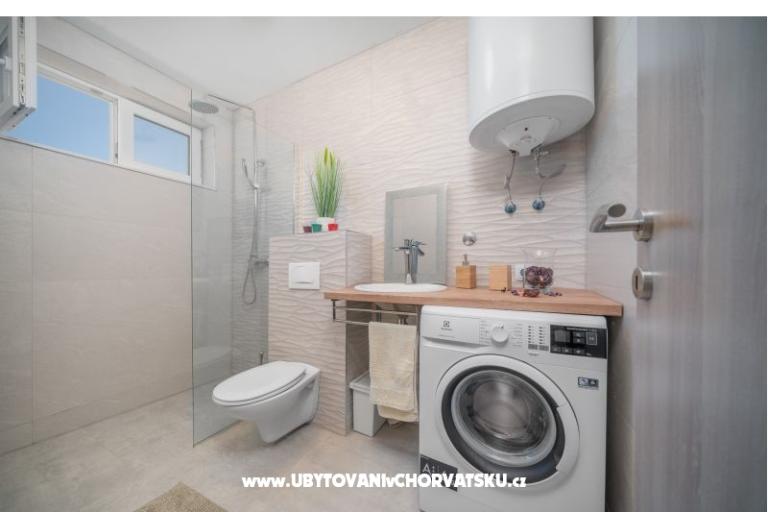 Beach Villa con piscina Tribunj – foto 8