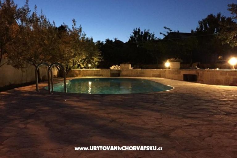 Penthouse con piscina Ruža – foto 2