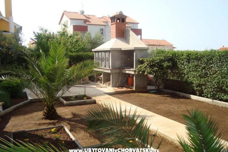 Appartamenti Luana – foto 8