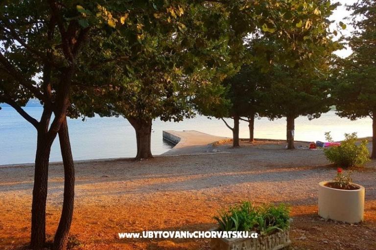 Appartamenti Tena,  prvi red do mora – foto 21