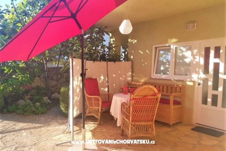 Appartamenti Tena,  prvi red do mora – foto 48