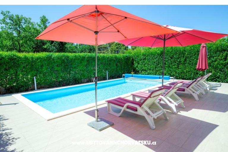 Appartamento con piscina ViGo – foto 3