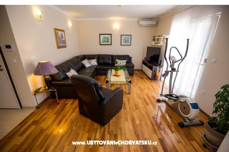 Appartamento con piscina ViGo – foto 5