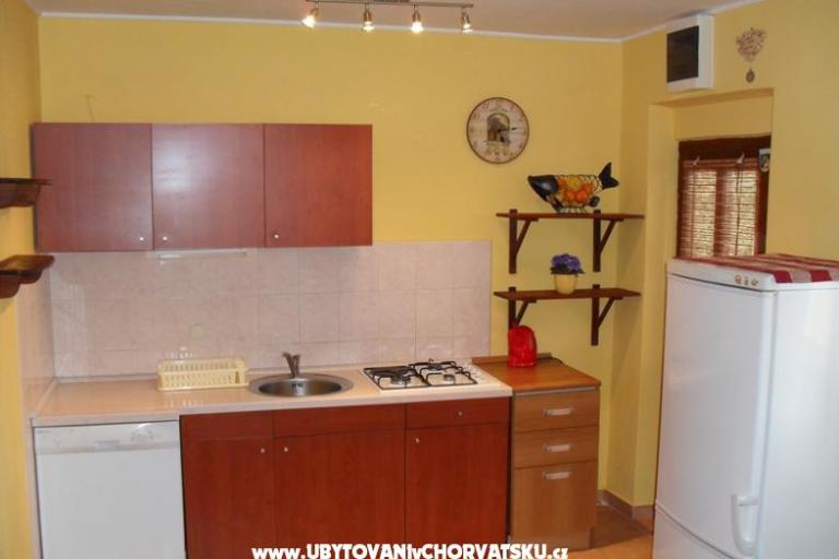 Appartamenti Irena – foto 7